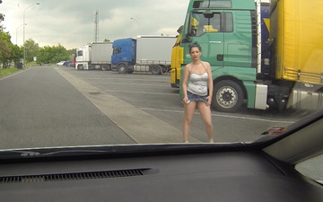 Real whore Picked up Between Trucks and Get Paid for Sex